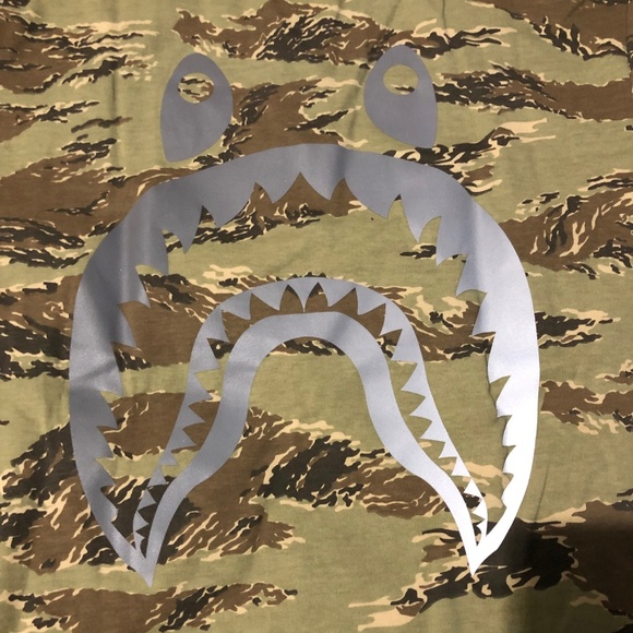 Brand New A Bathing Ape Glow in the Dark Polo - Picture 6 of 8